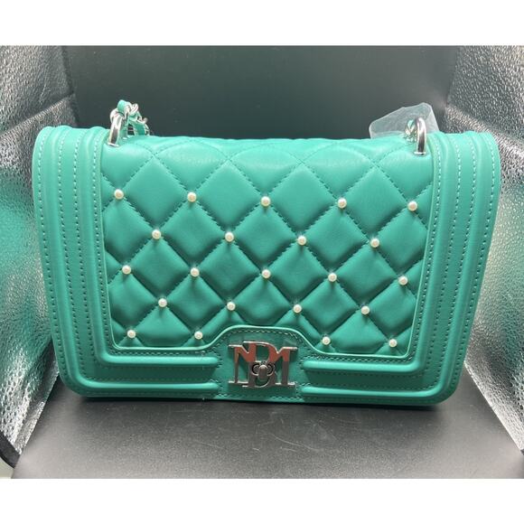 Badgley Mischka Quilted Bombe Pearl Crossbody Vegan Leather In Mint NWT - Picture 2 of 11